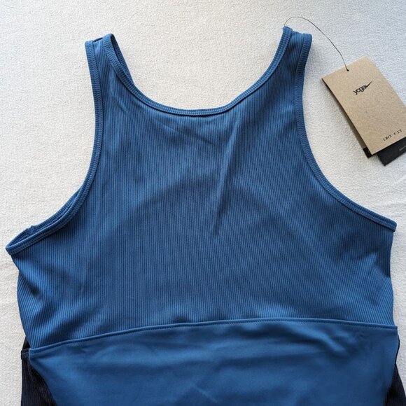 Women's Nike Yoga Dri-FIT Ribbed Tank Top Size Small Open Back DR0374 $42 NEW - Picture 4 of 9